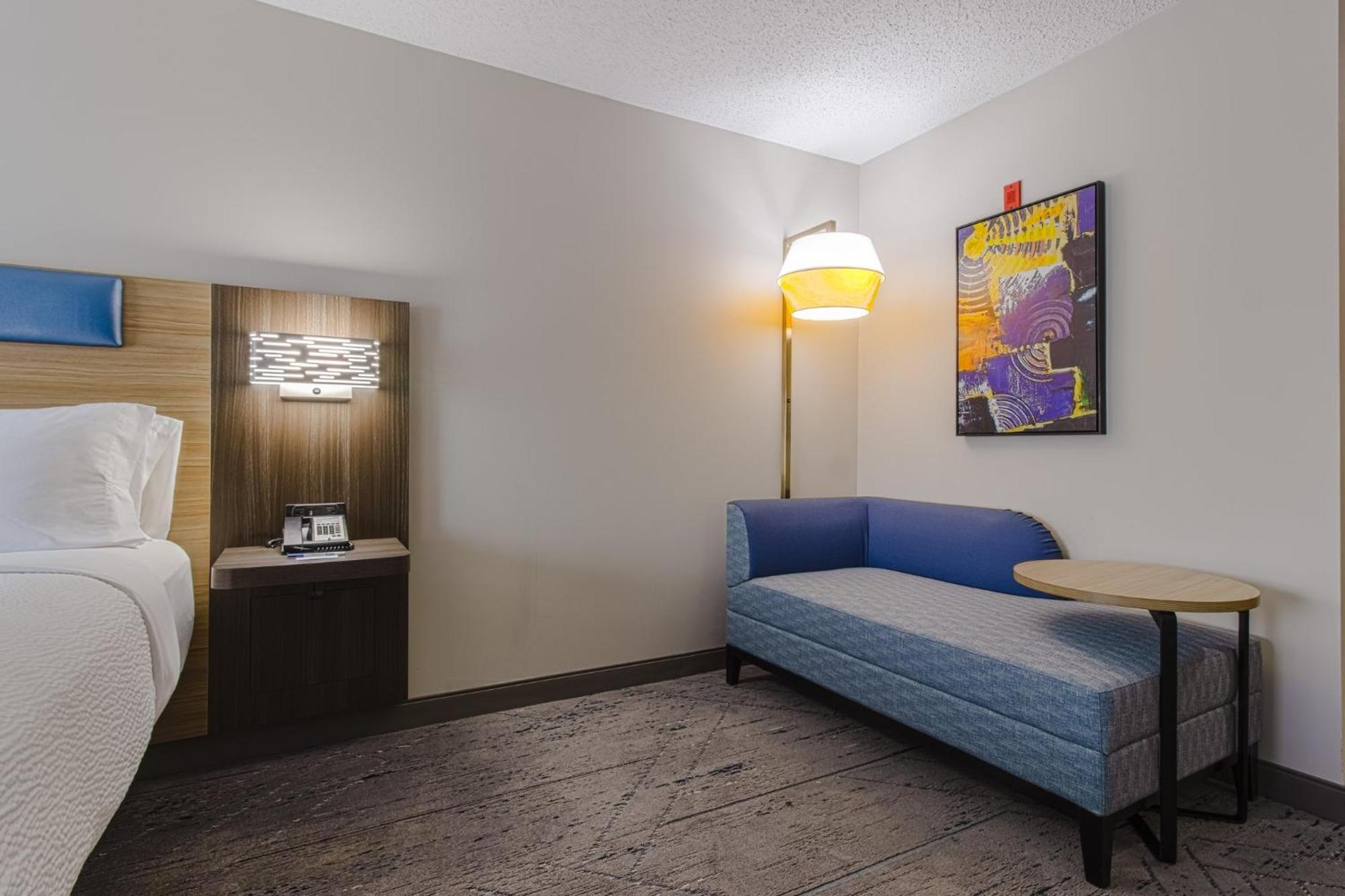 Holiday Inn Express Hartford-Newington By Ihg Εξωτερικό φωτογραφία